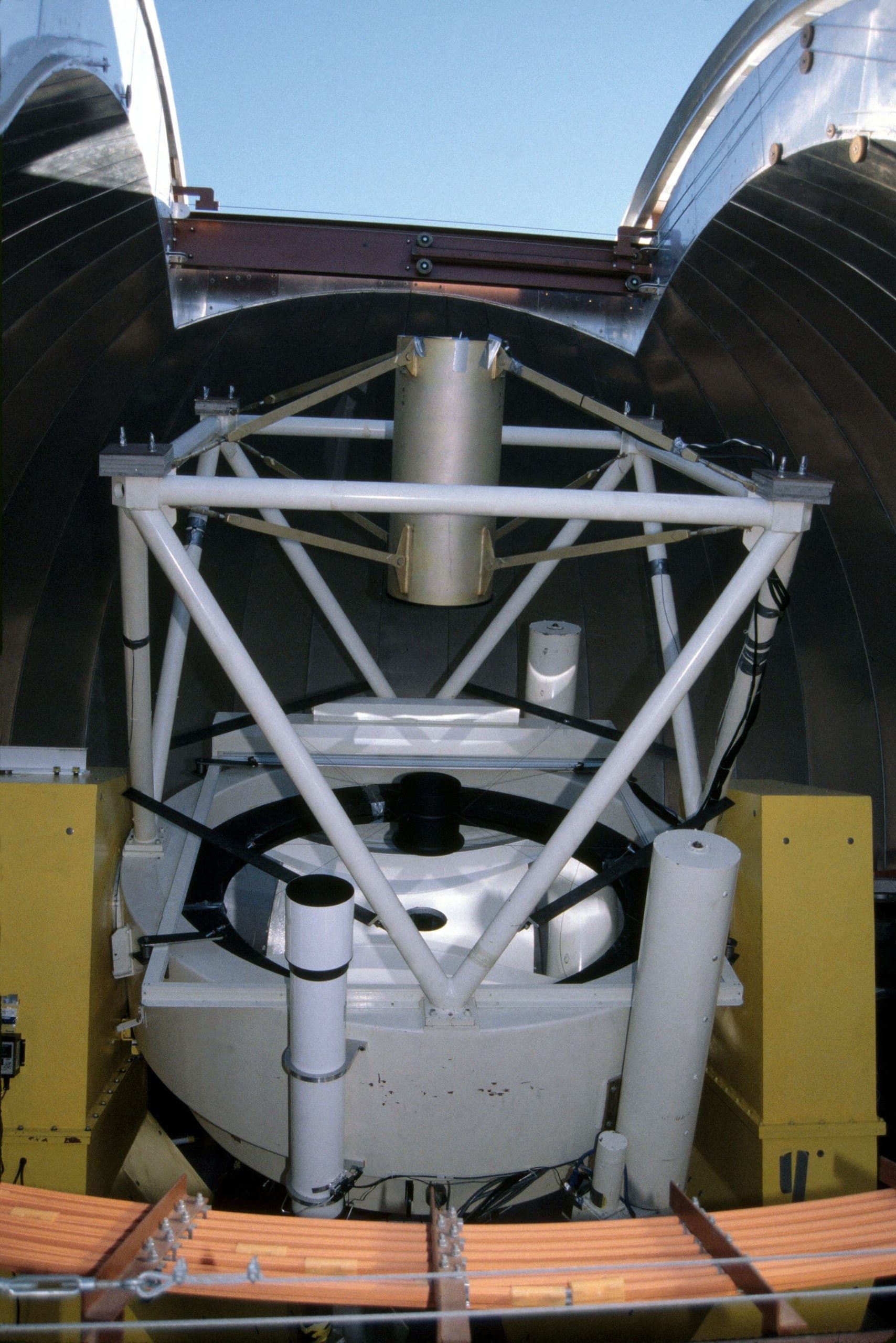 Vatican Advanced Technology Telescope (VATT) Mirror