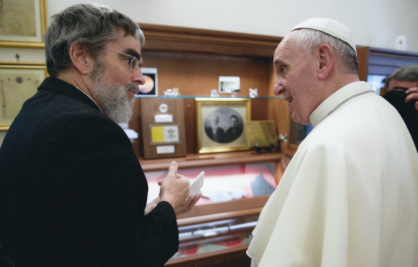 Br. Guy Consolmagno meeting Pope Francis.