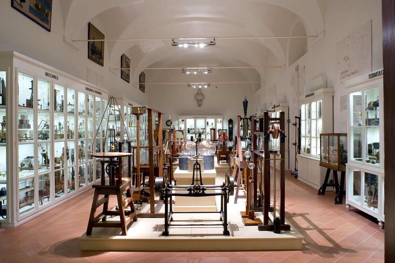 Instruments of the Cabinet of Physics