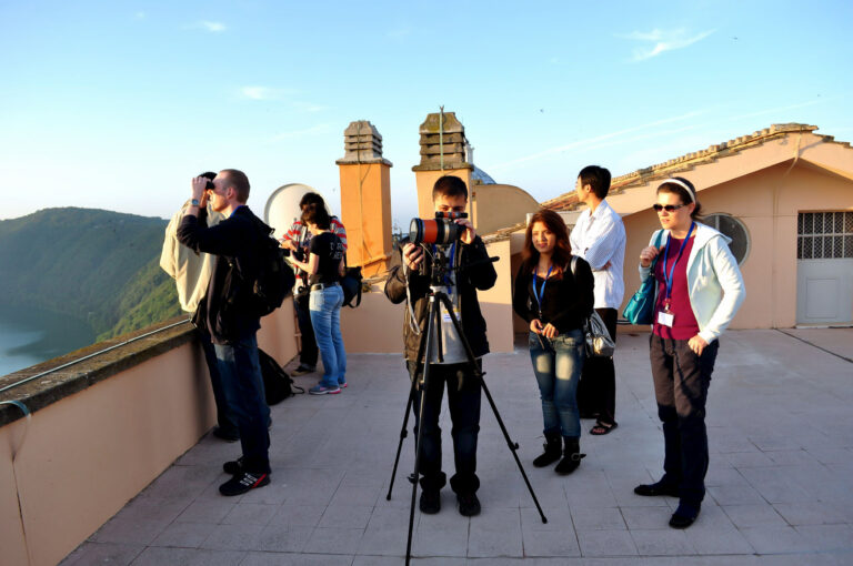 Astronomy Grad Students Watching the Transit of Venus